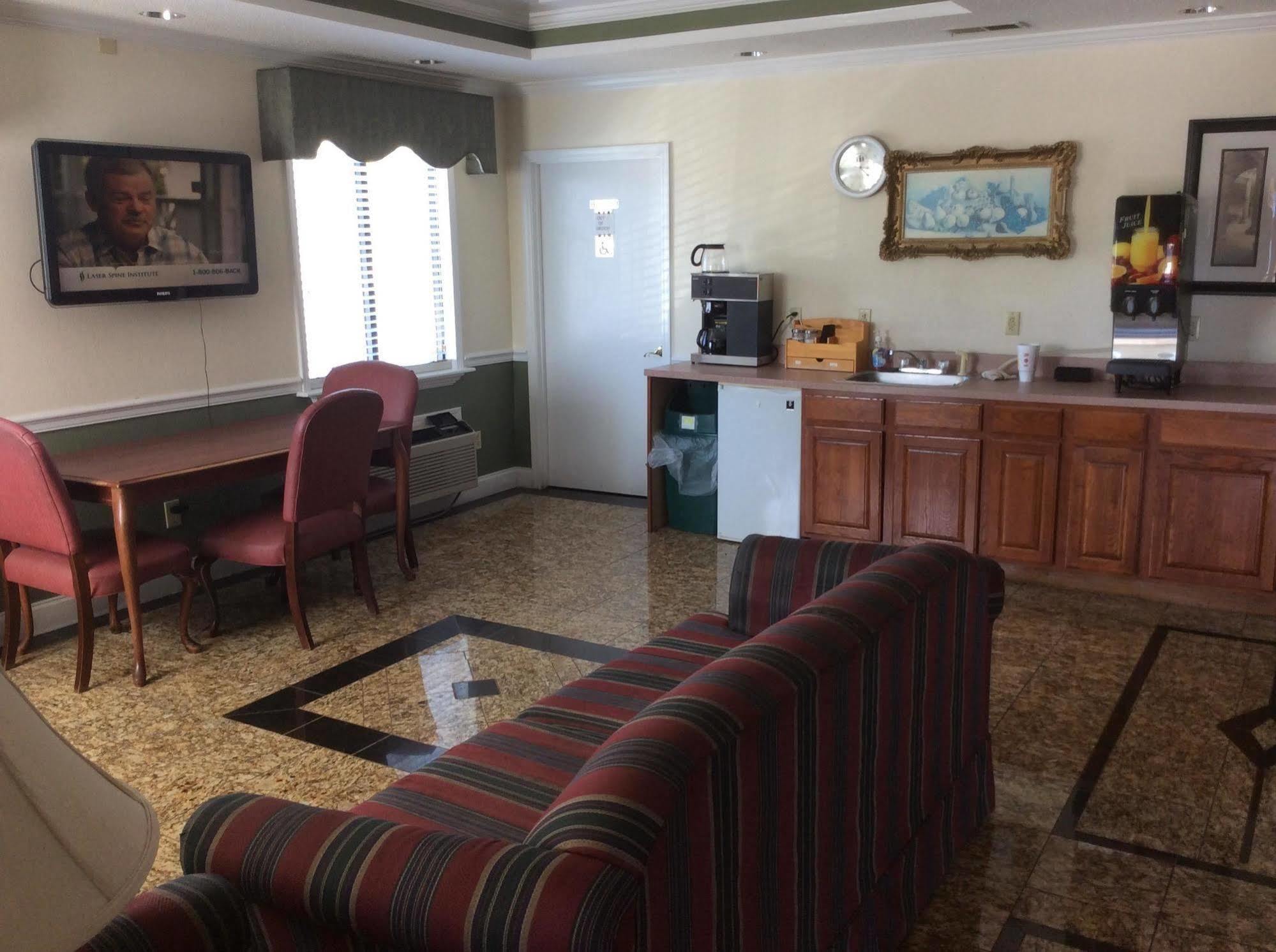 Relax Inn Milledgeville Buitenkant foto